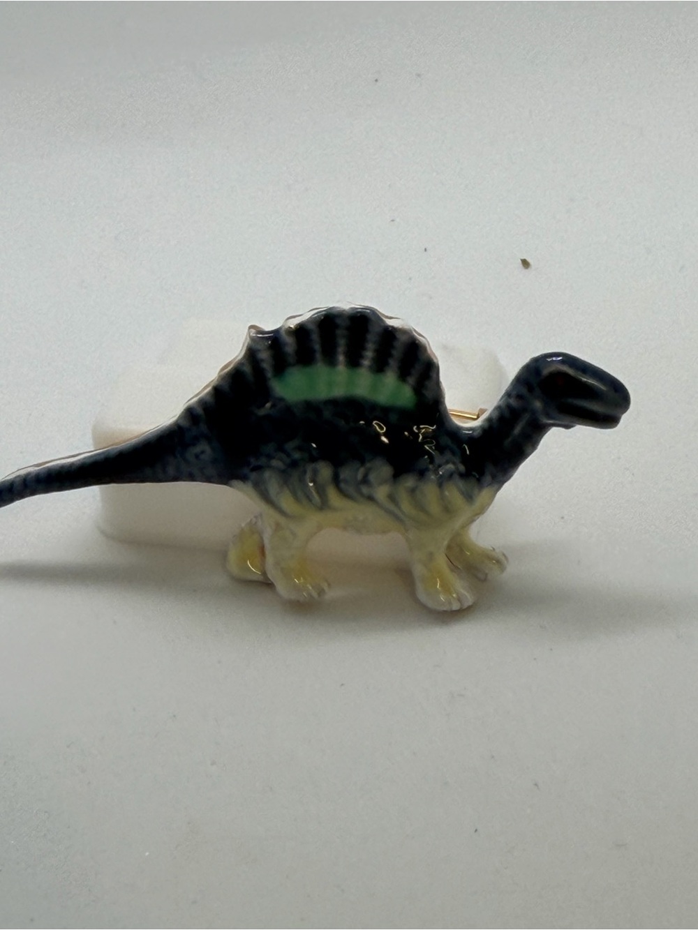 Blue and Cream dino brooch and pendant - Picture 5 of 6